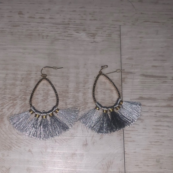 Grey tassel hoop earrings drop gold boho trendy - Picture 4 of 4